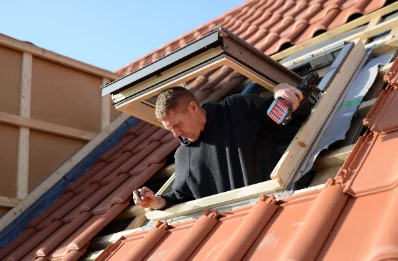 Pose de fenêtres de toit Velux à Marnézia